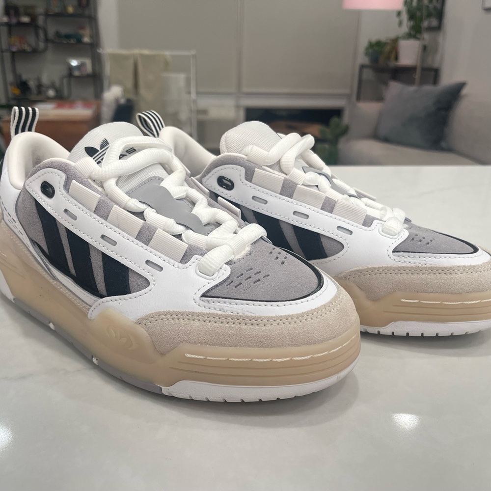 Adidas ADI2000 'Chalk White Black' Size 8 W/6 M